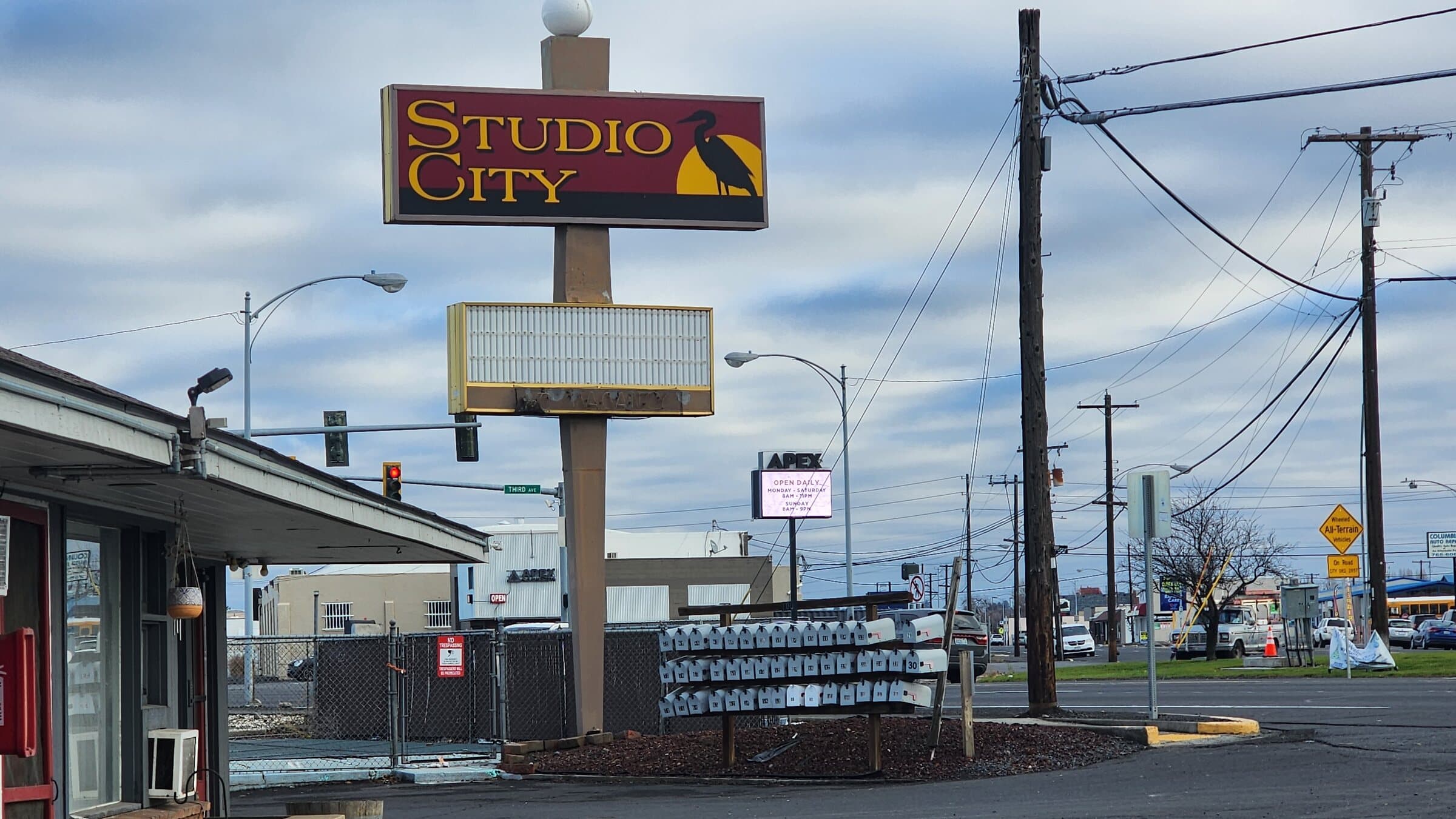 Affordable Work-force Apartments in the Heart of Moses Lake