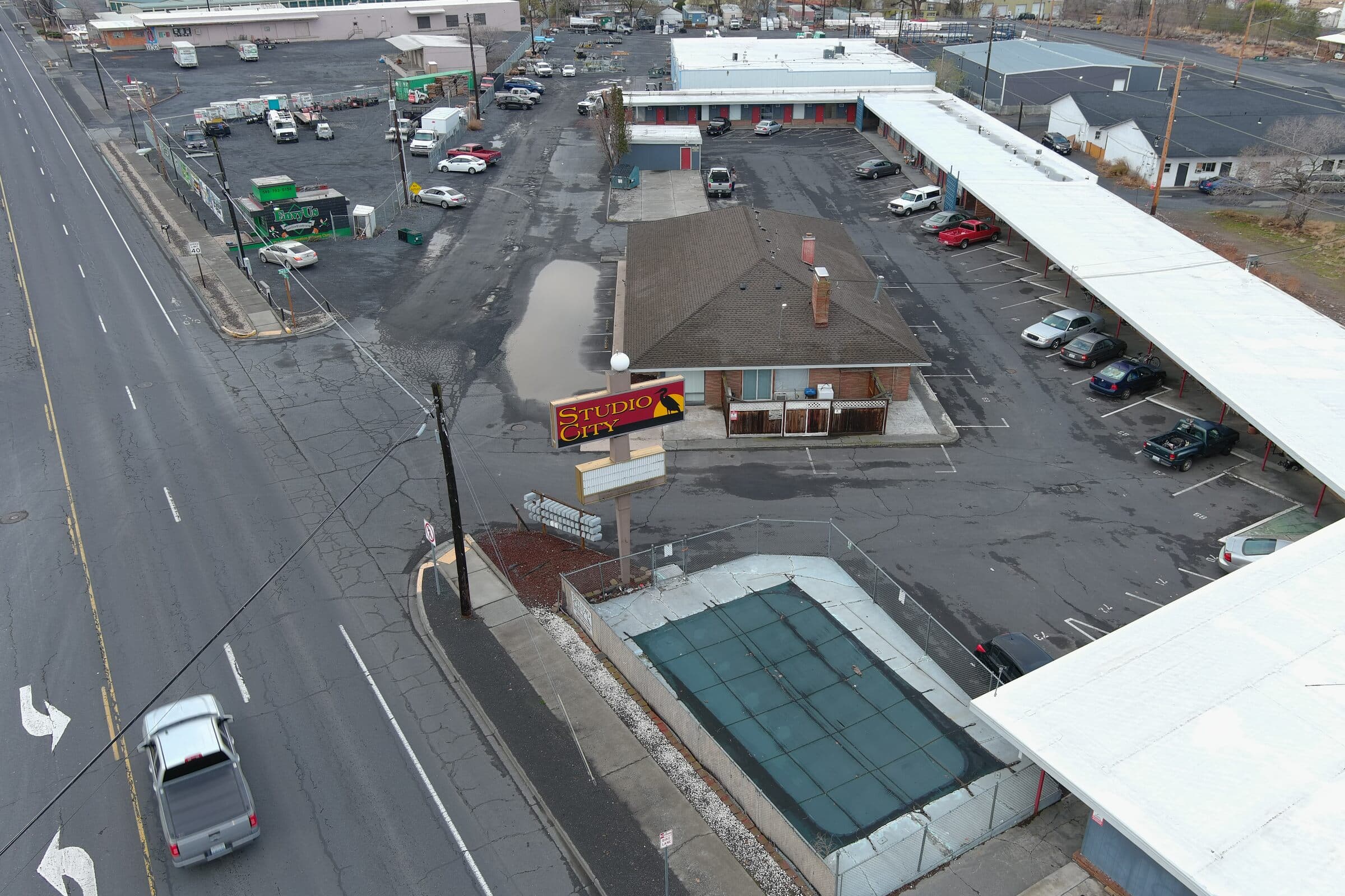 Brelsford Vineyards Apartments